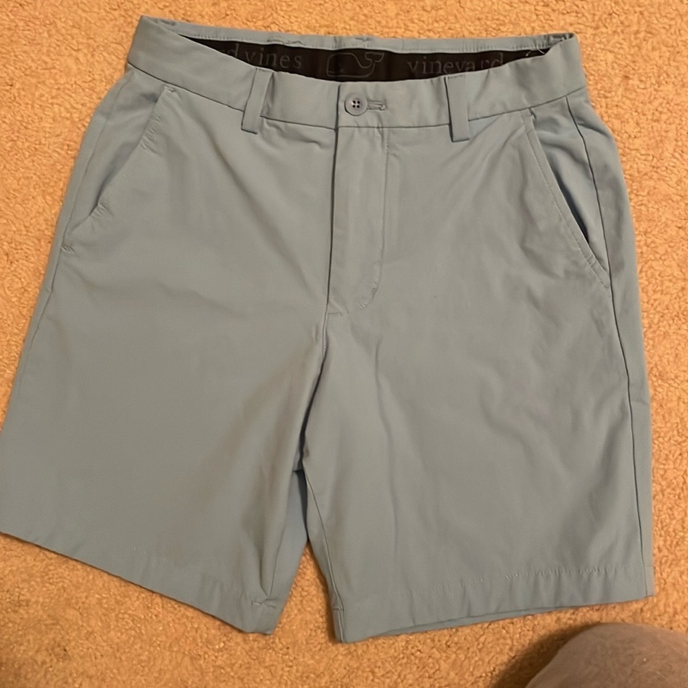 Vineyard vines men’s performance 28 light blue stretch shorts golf church dress